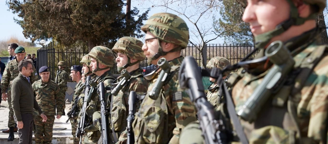 Σ.Πέτσας: «Η στρατιωτική θητεία δεν είναι ένα θέμα - ταμπού - Ανοιχτό το ζήτημα της στράτευσης για όλους στα 18»